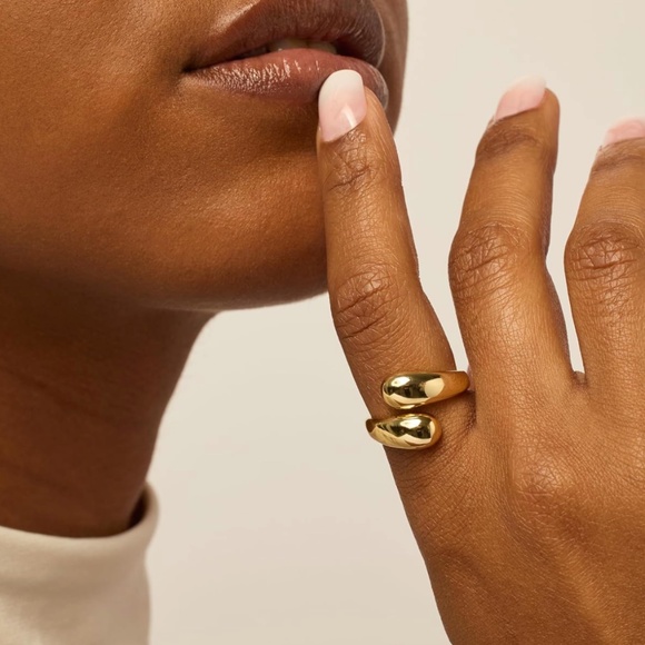 Neiman Marcus 14K Gold Plated Chunky Open Twist Stackable Ring - Picture 2 of 8